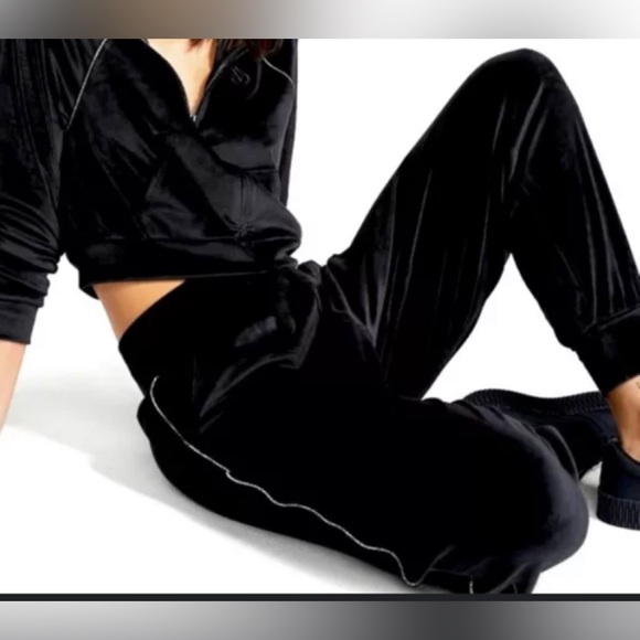 Victoria Secret On the bling jogger Diamond tux stripe on sides black satin tie - Picture 1 of 13